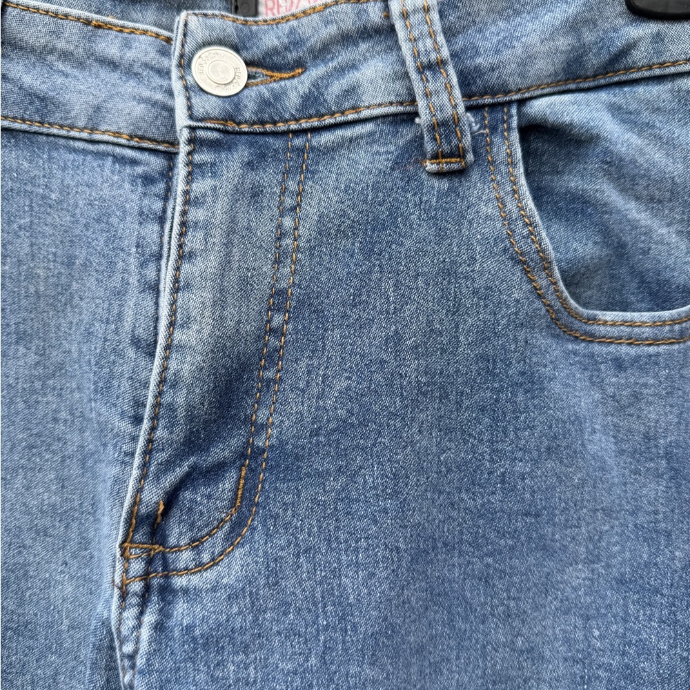 Light Wash Denim Cargo Jeans with Tie Details - Picture 7 of 8